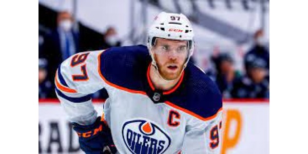 Connor McDavid är borta på grund av viruset